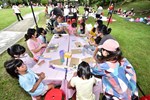 小朋友認真手作「環保鯉嫲旗」及東勢特產造型拼豆DIY_0