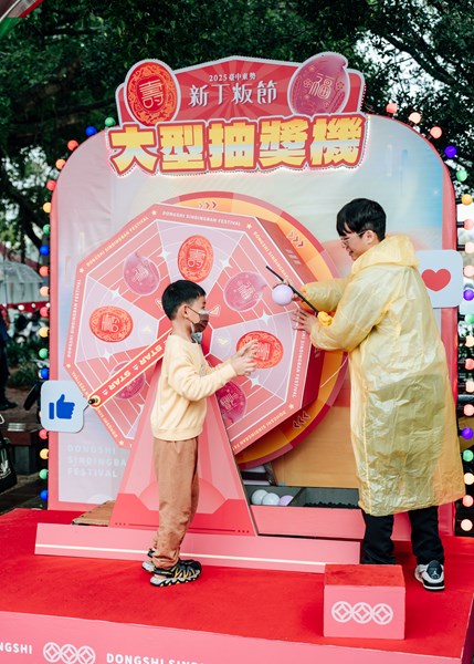大型抽獎機