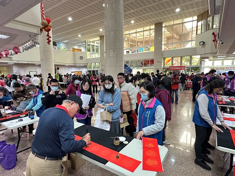 民眾參與踴躍-現場人山人海
