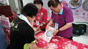 民眾挑戰開口說客語闖關活動，學習客家米食的客家話_0