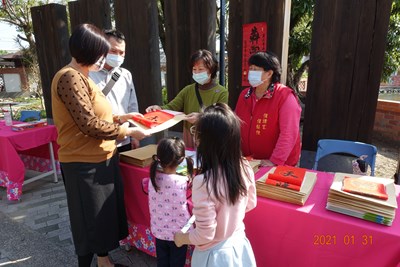 石岡土牛客家文化館110辛丑金牛迎新春贈春聯活動